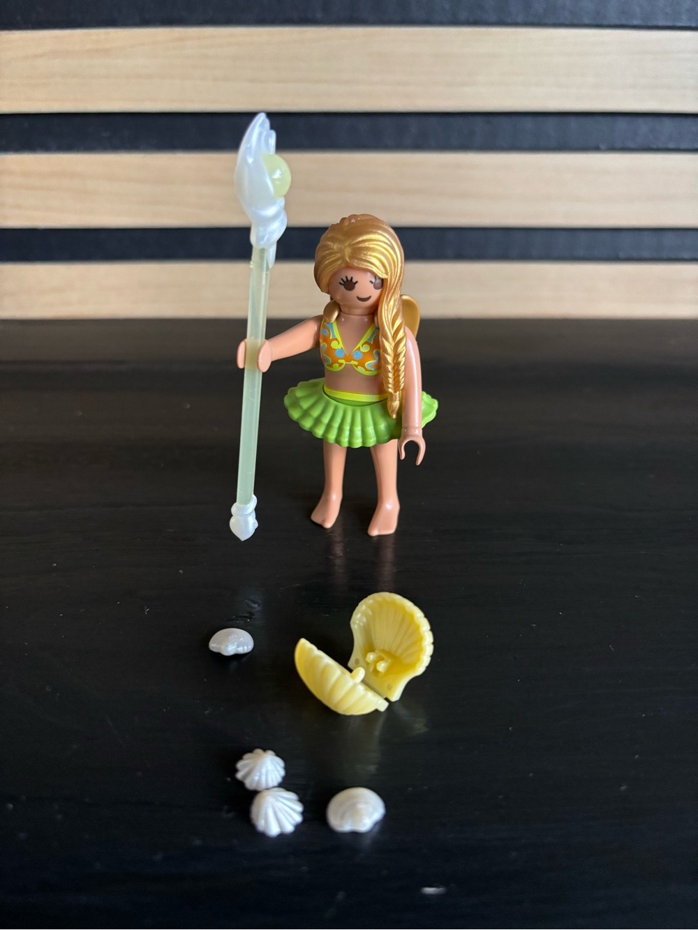 Playmobil Princess Figure 5352 INCOMPLETE SET Seashell Wings Braid Girl Gold